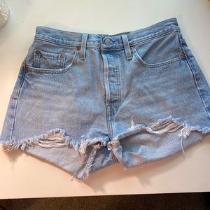 Levi’s 501 jean shorts